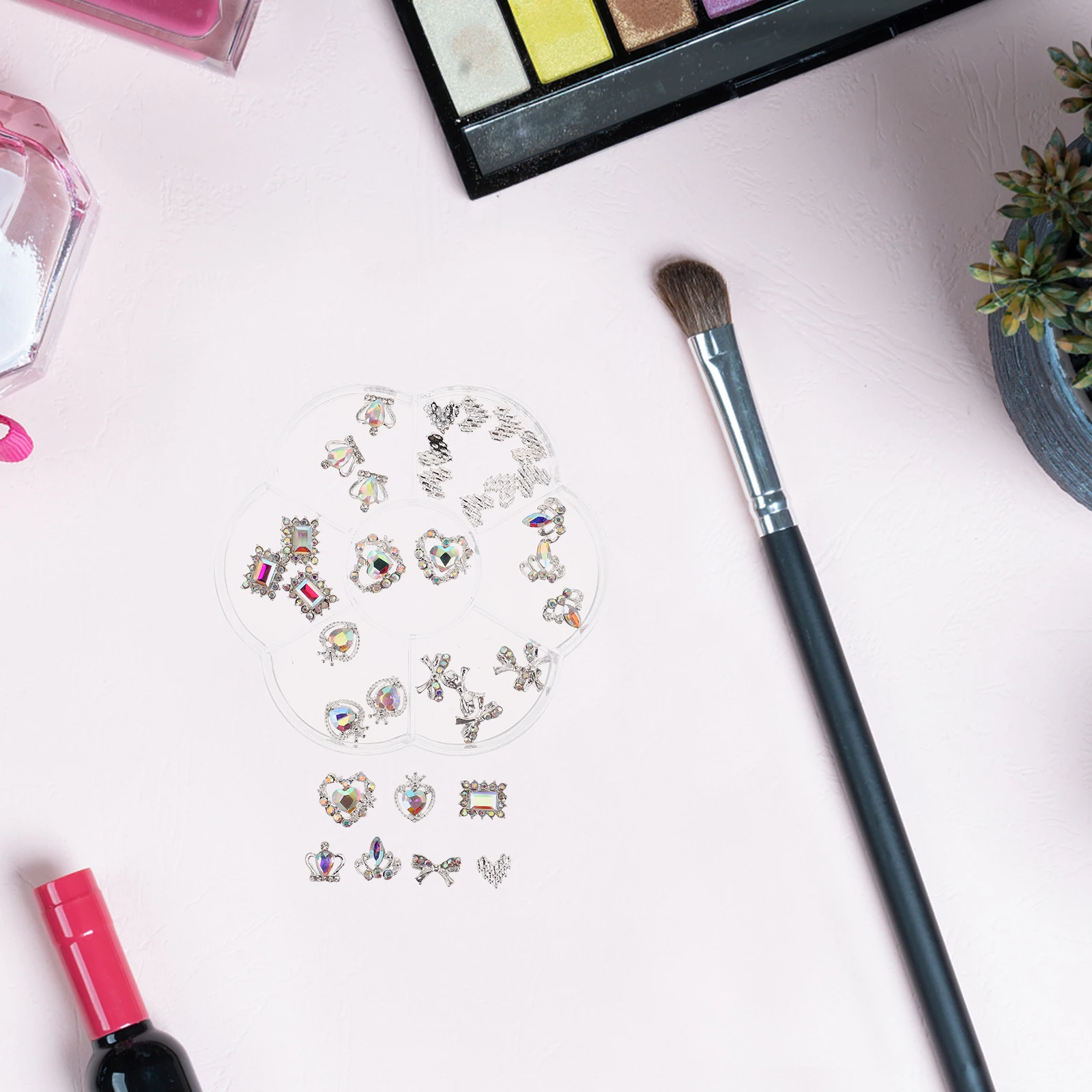 

Nail Art Accessories Crystal Gems Decoration Rhinestones Nails Heart for Diamond Jewelry