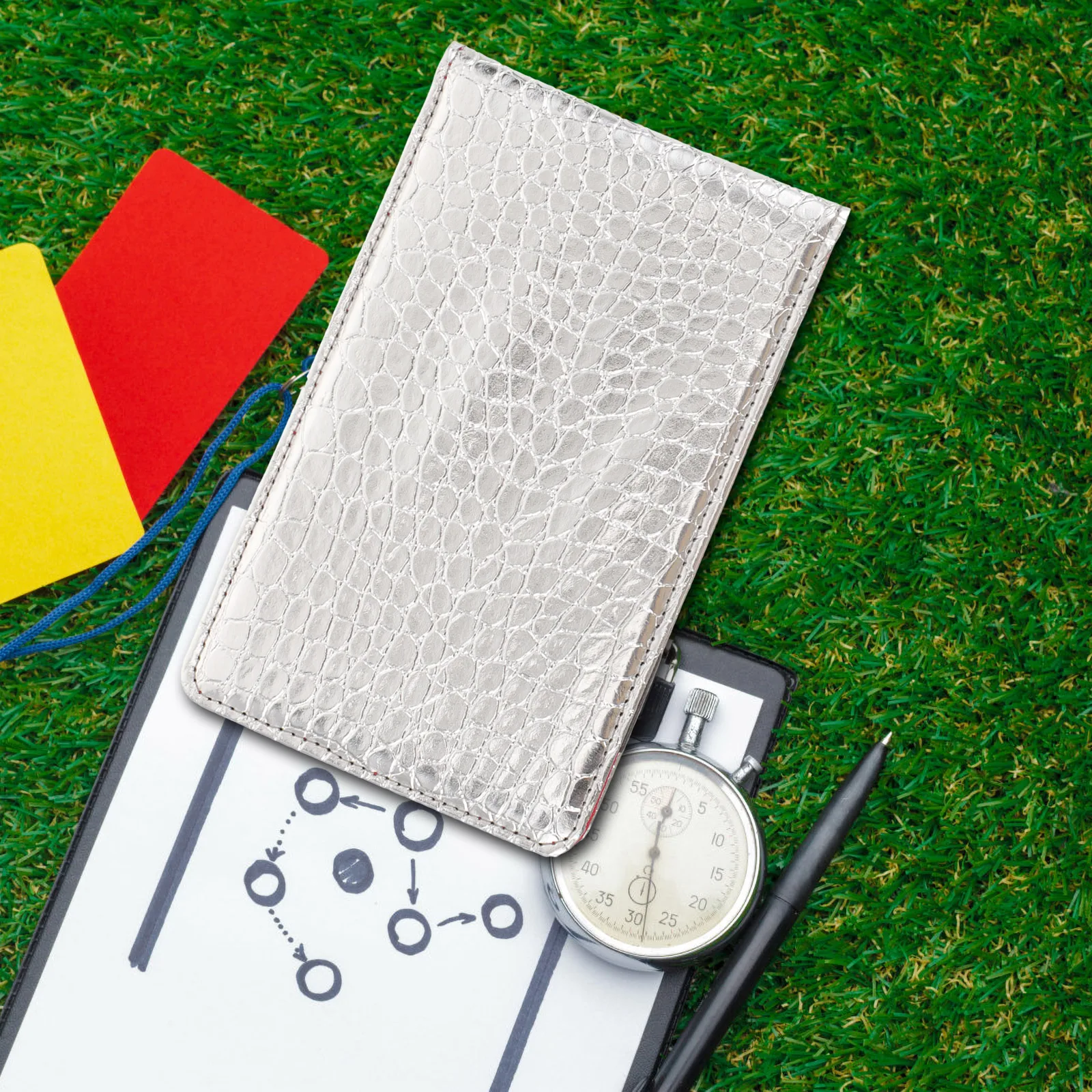 

Portable Golf Scorebook Compact Lightweight Score Keeping Book Durable Water-Resistant Golfing Score Notepad Professional