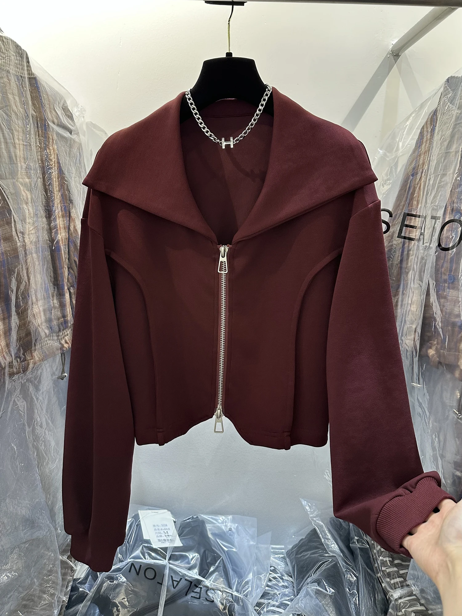 haut-de-gamme-europeen-sle-automne-nouveau-double-fermeture-eclair-grand-col-ort-femmes-jaet-design-tendance-sens-jeune-haut