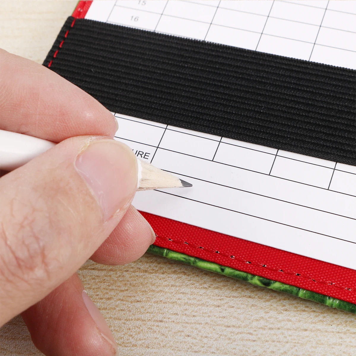 

Golf Scoring Book Multicolor Scorecard Holder Lightweight Portable PU Snakeskin Durable Sturdy Writing Slab Inside Great