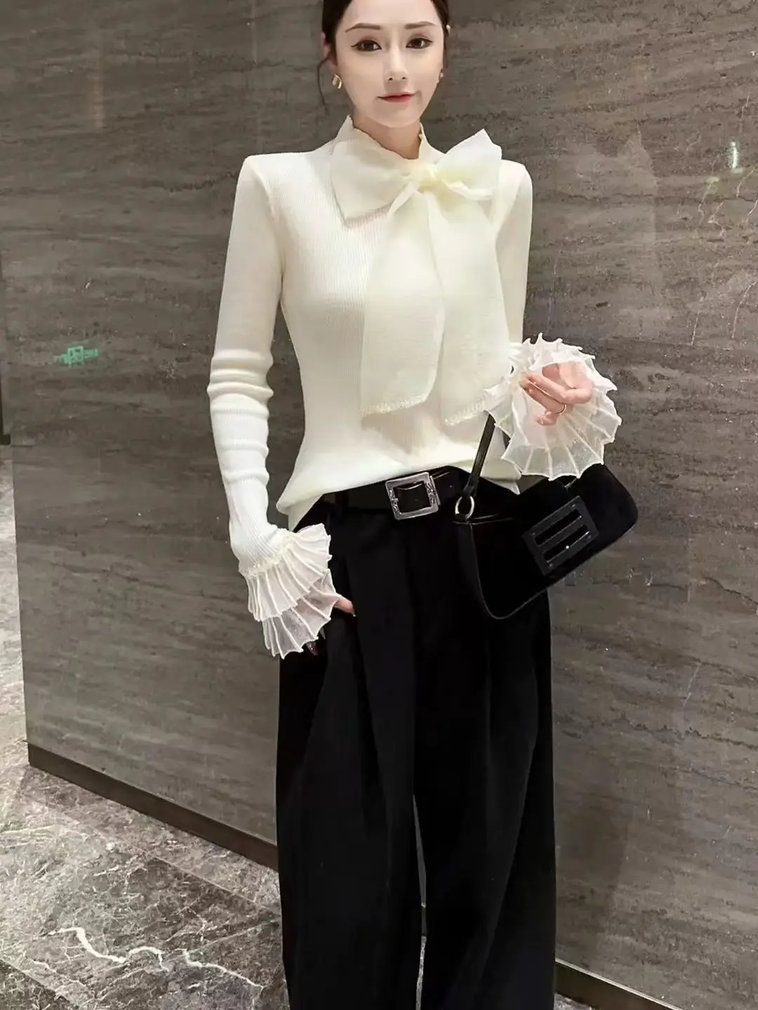 

Faionable Knot Embellied Knitted Top Women's Elastic Slim Fit Base Layer Winter New Sle Street Sle Knitwear