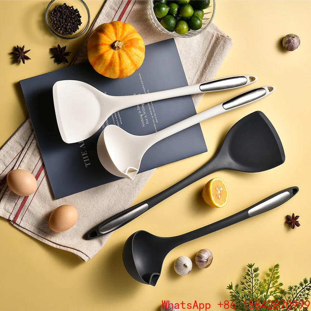 

Бытовая силиконовая ложка-фильтр для масла