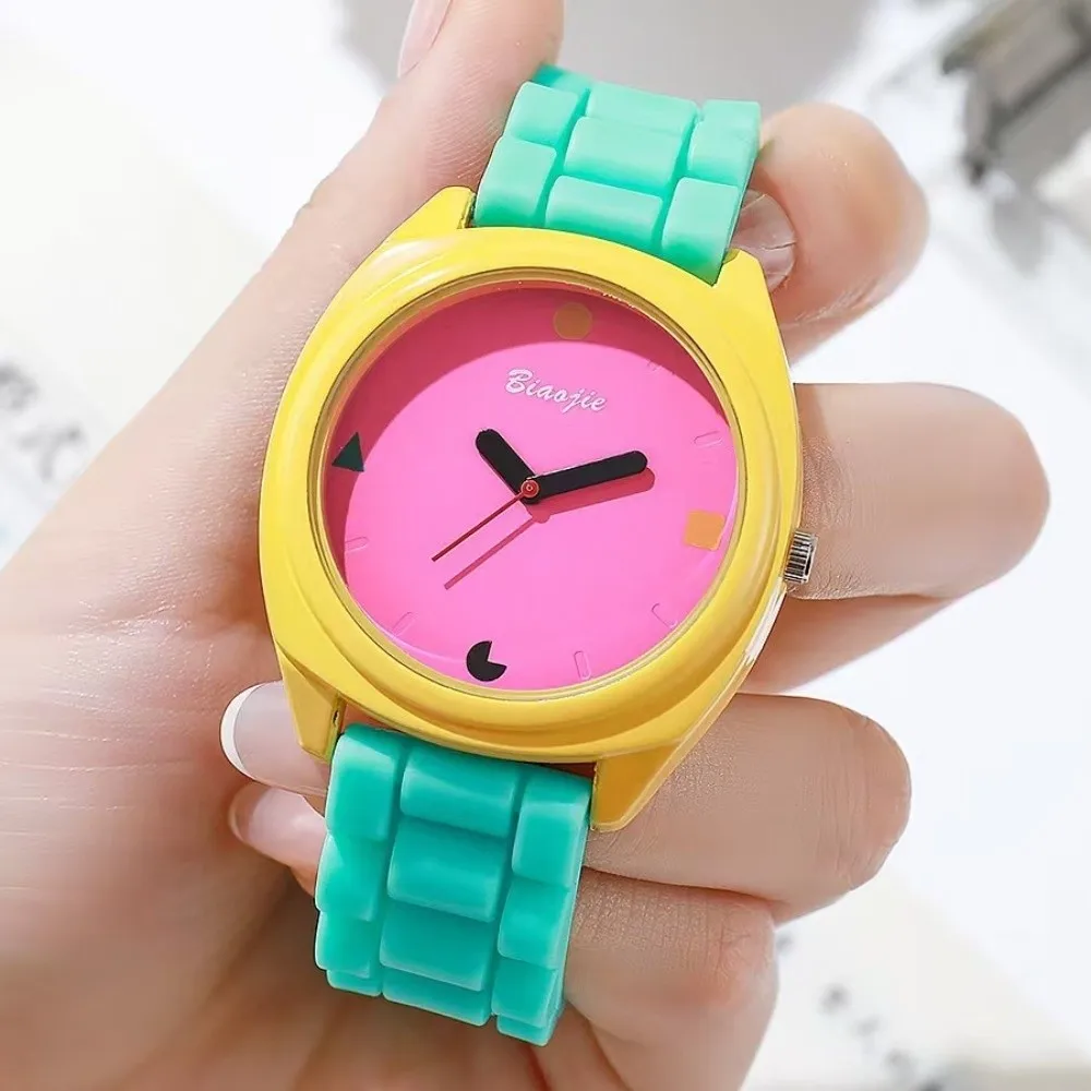 New Silicone Wrist Watches for Women Precise Circular Quartz Watch Lightweight Colorful Students Watch Female Gifts