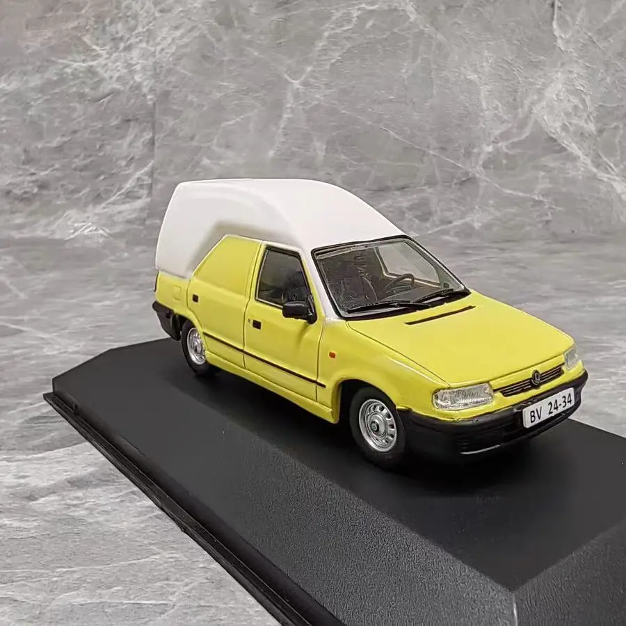 

1:43 Skoda FELICIA VAN PLUS Alloy Car Diecasts & Toy Vehicles Car Model Miniature Scale Model Car For Children