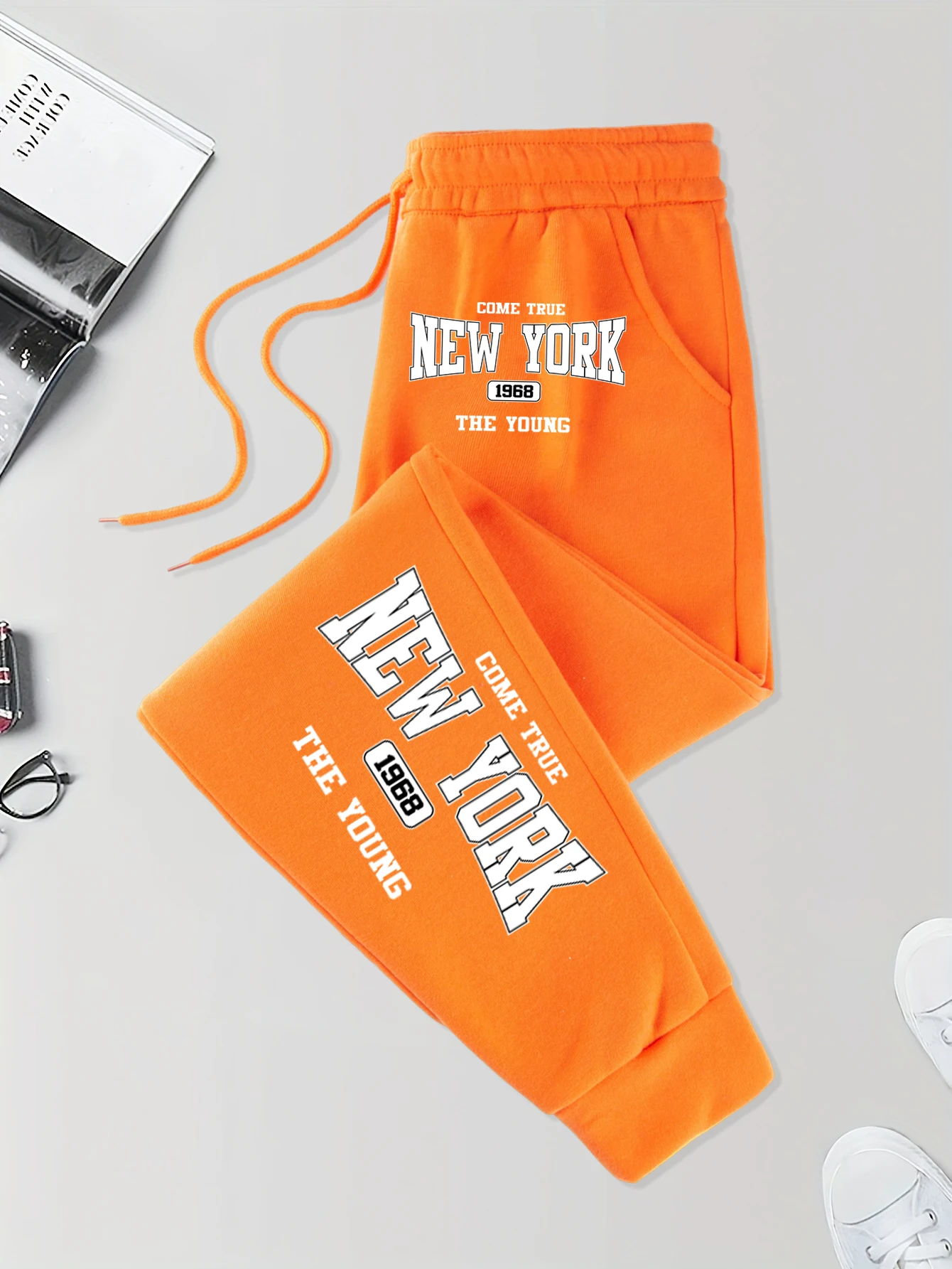 

New York The Young Art Letter Print Man Autumn Fashion Sportpants Warm Soft Britches Street Pocket Long Pant Comfy Fleece Pants