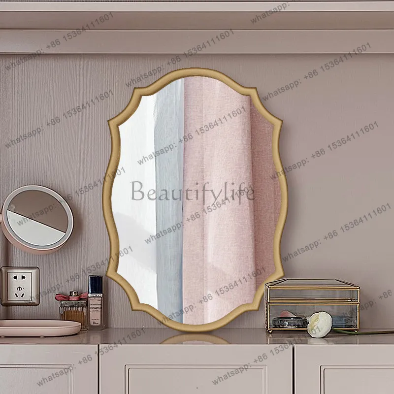 

Retro light luxury American vanity mirror wall hanging decoration French bathroom bathroom wall hanging mirror