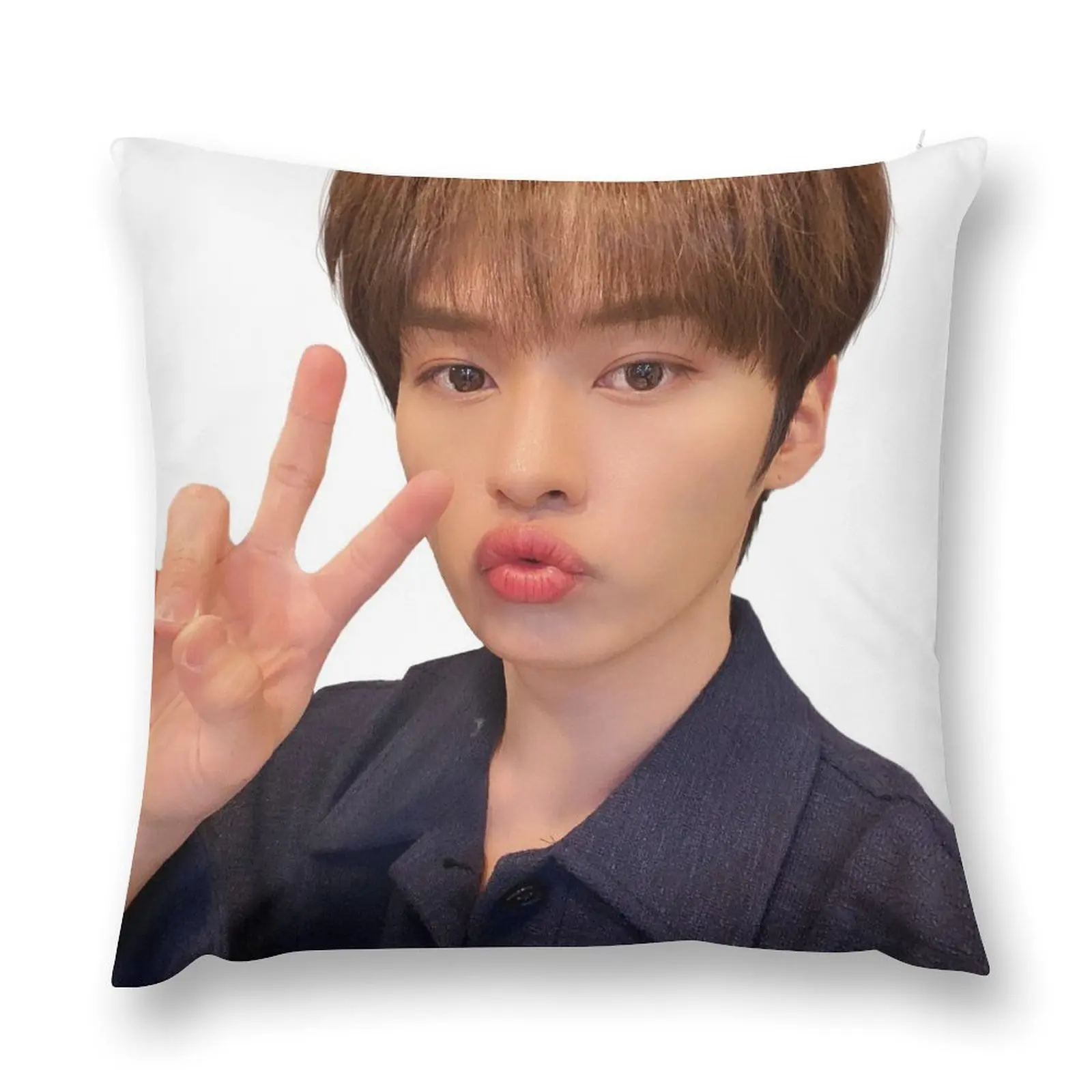 Lee Know / Minho KissTheRadio 210111 Throw Pillow Pillow Cases Decorative christmas decorations 2025 Luxury Sofa Cushions pillow