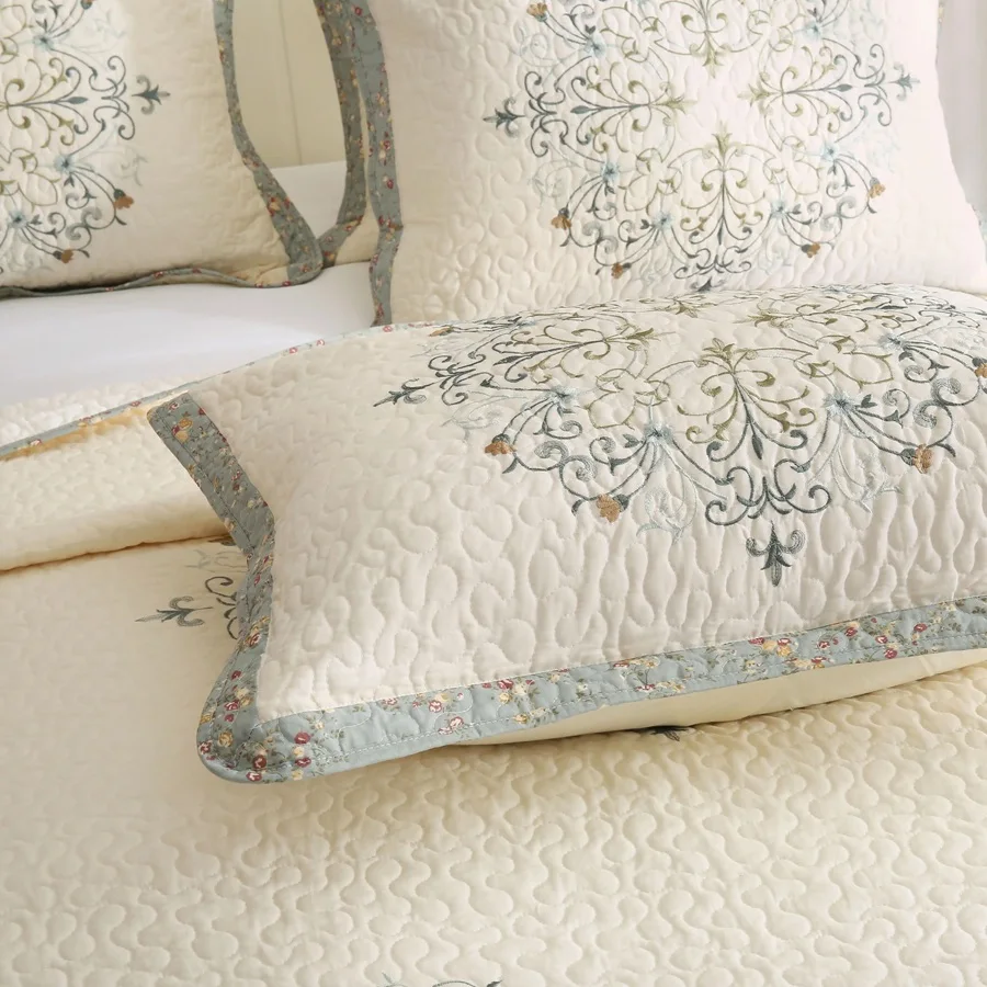 

Luxury Embroidered Quilt Set 3PCS 100% Cotton Thickened Bedspread Coverlet, Quilted Bed Cover 1PC Blanket for Bed Home Decor