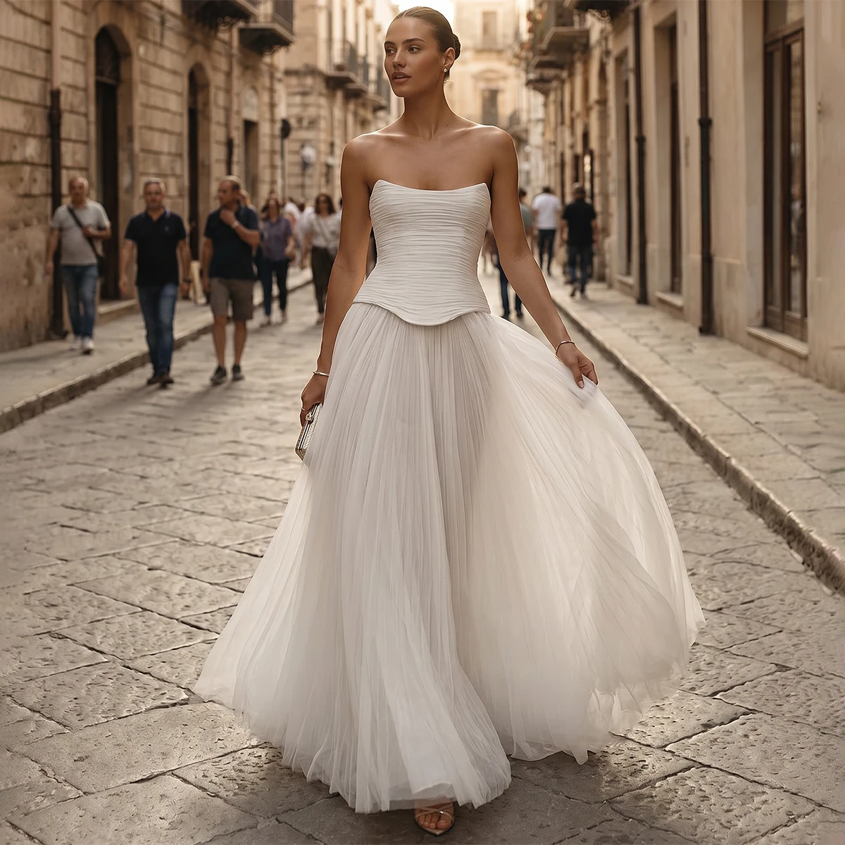 

Classic Strapless Chiffon Wedding Dress For Women Vestidos Novia Long Ball Gown Pleated Bridal Party Gown