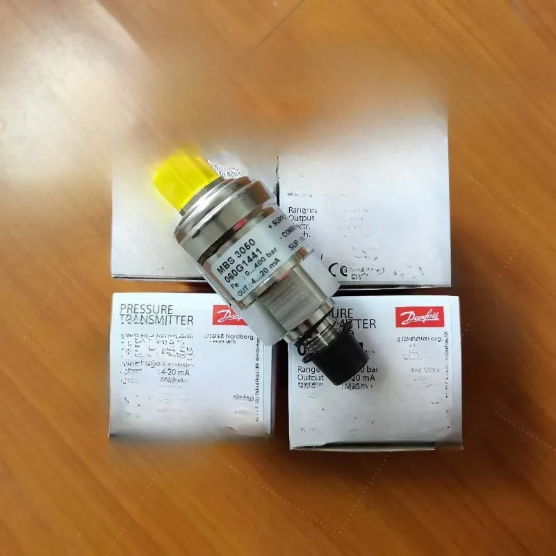 Parts for Danfoss pressure sensor MBS3050 060G3583 060G1441 excavator