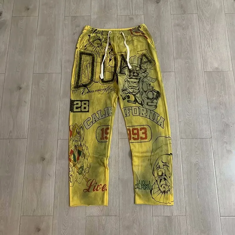 New Men 26 Duaa Washed Yellow Rhinestone Old Holes Cargo Comfortable Cotton Parkour Sweat Casual Pants Sweatpants tag #a258