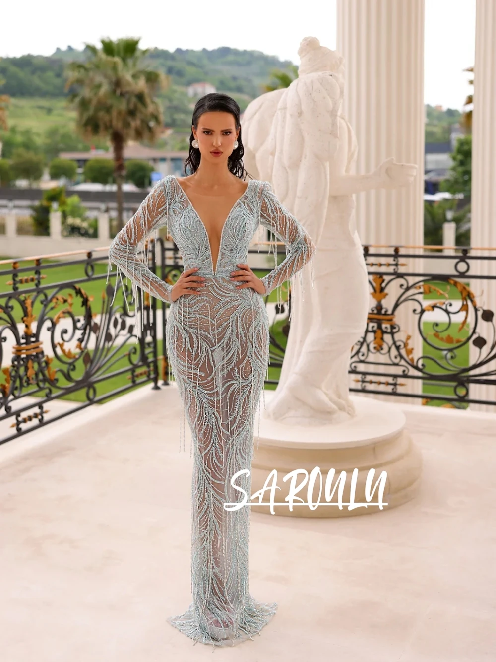 

Charming Tassel Sexy Plunge Neckline Evening Dress Dainty Beaded Celebrity Prom Gown For Women Customized Beautiful Party Wear