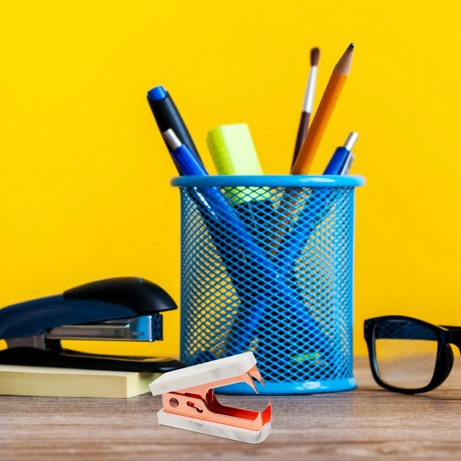 

Desktop Staple Remover Acrylic Housing -Handed Puller For Office School Home Stationery Supplies Tool