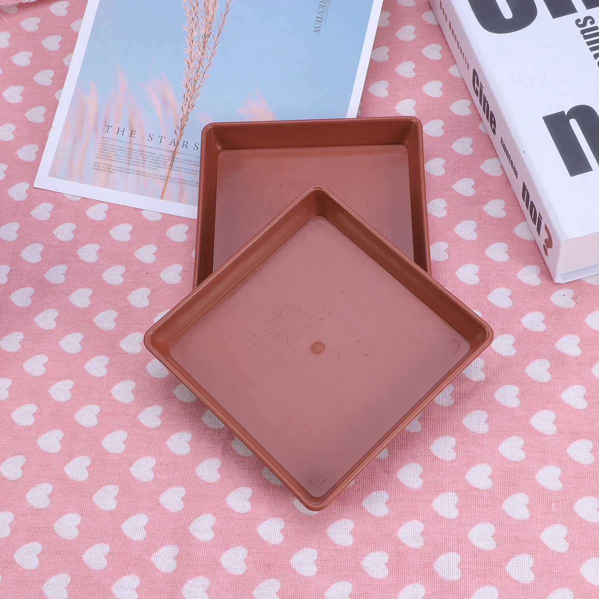 

Flower Pot Tray Square Plastic Chassis Bottom Roller Coaster Garden Trays for Plants Potted