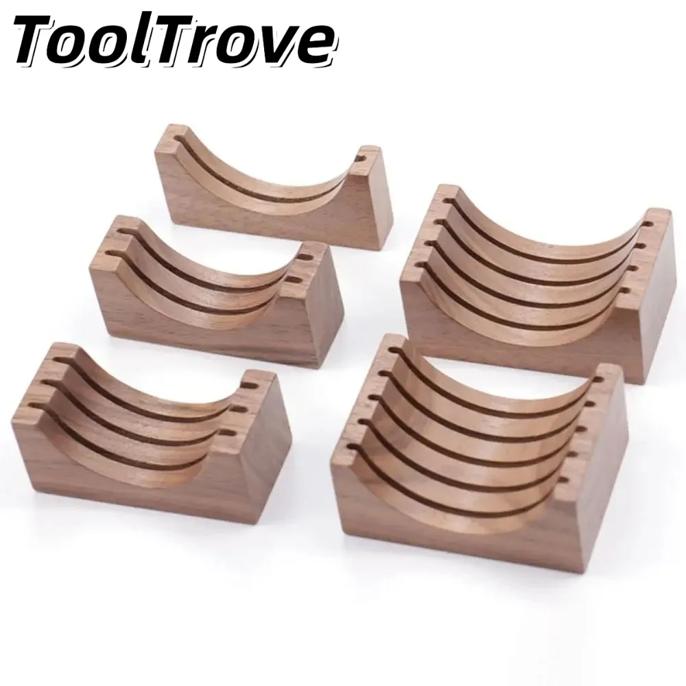 Minimalist Solid Wa…