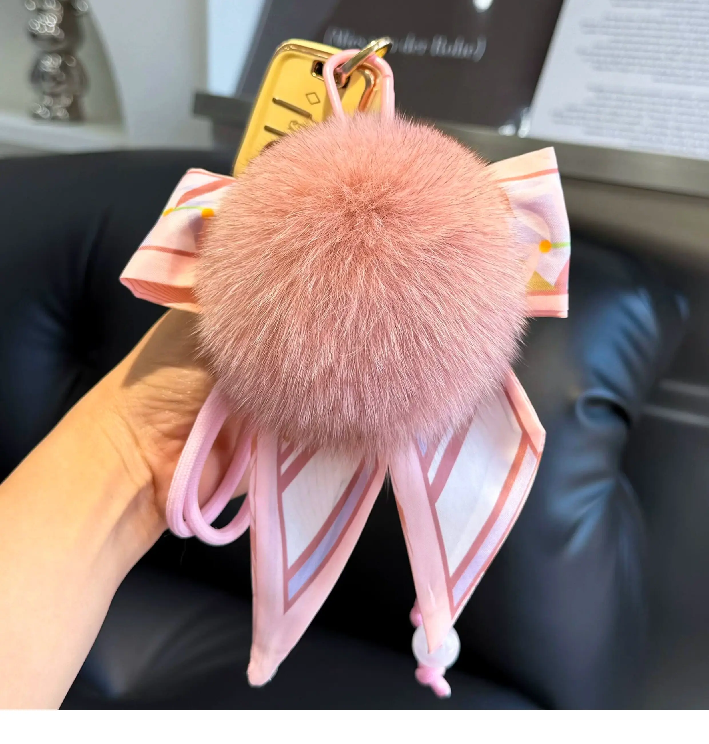 Real Fox Fur Butterfly Knot Ball Bag Charm Plush Car Keychain Hanging Ornament Cute Doll School Bag Accessory