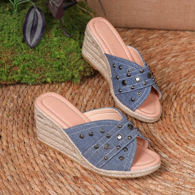 

Summer New Women Fashion Sandals Comfortable Sport Sandals Open Toe Non-Slip Cut Out Soft Female Wedges Slippers Plus Size 42