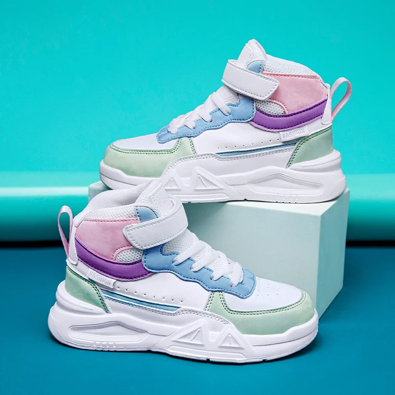 أحذية رياضية عصرية للأطفال البنات أحذية رياضية عالية الجودة تصميم نعل سميك للأطفال أحذية جلدية مضادة للانزلاق ملابس غير رسمية للارتداء اليومي