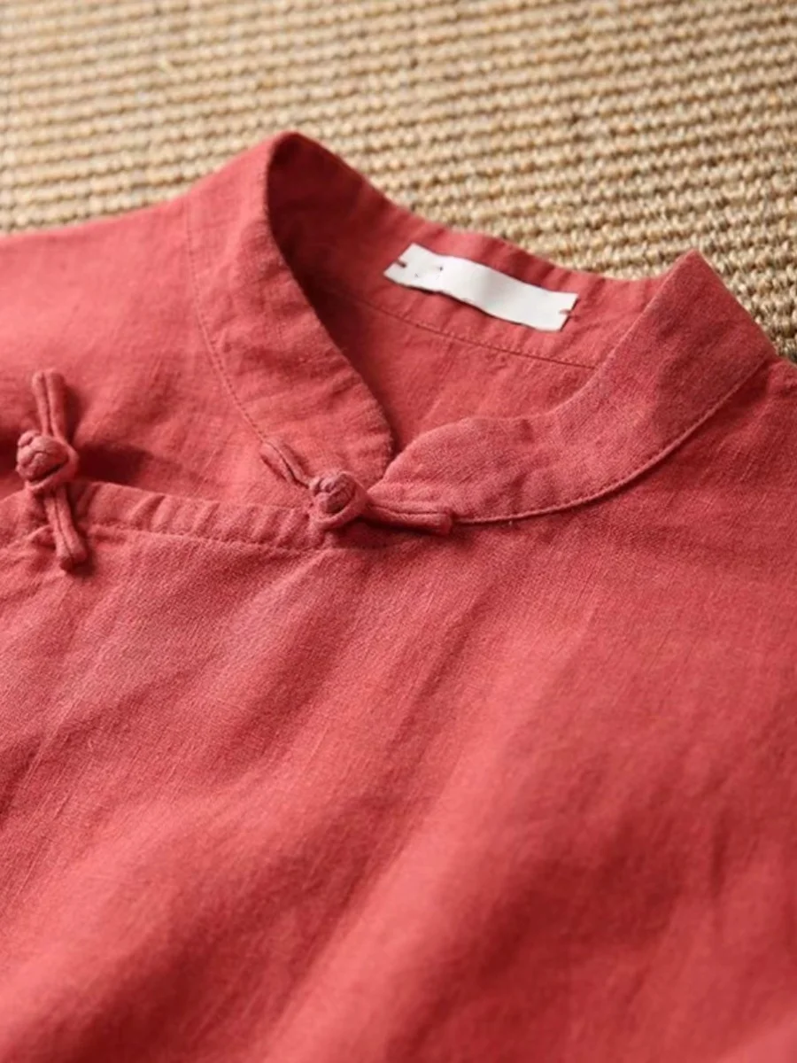 2025년 여름 신상 중국 스타일 레트로 레드 스탠드 칼라 버튼 여성용 코튼 린넨 티 코스튬 탑