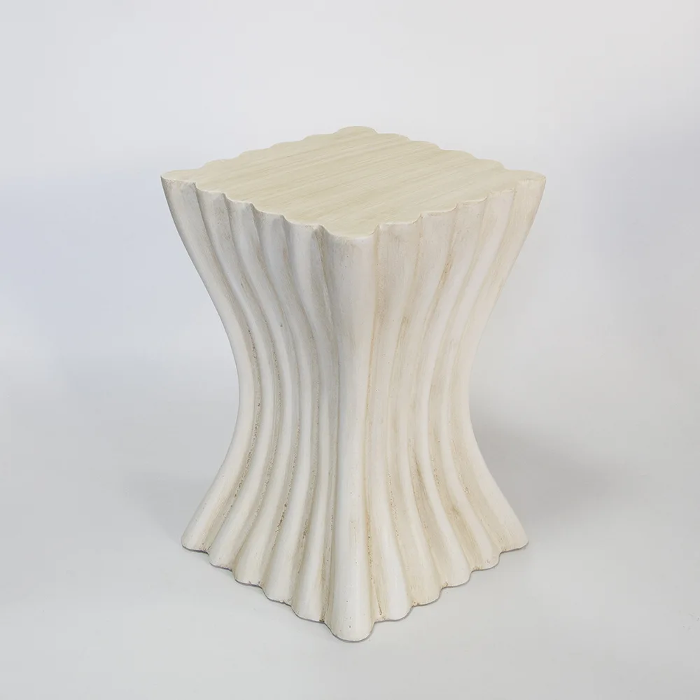 

Medieval wabi-**** wind light luxury creative magnesium mud edge few living room reception area old coffee table cafe balcony sm