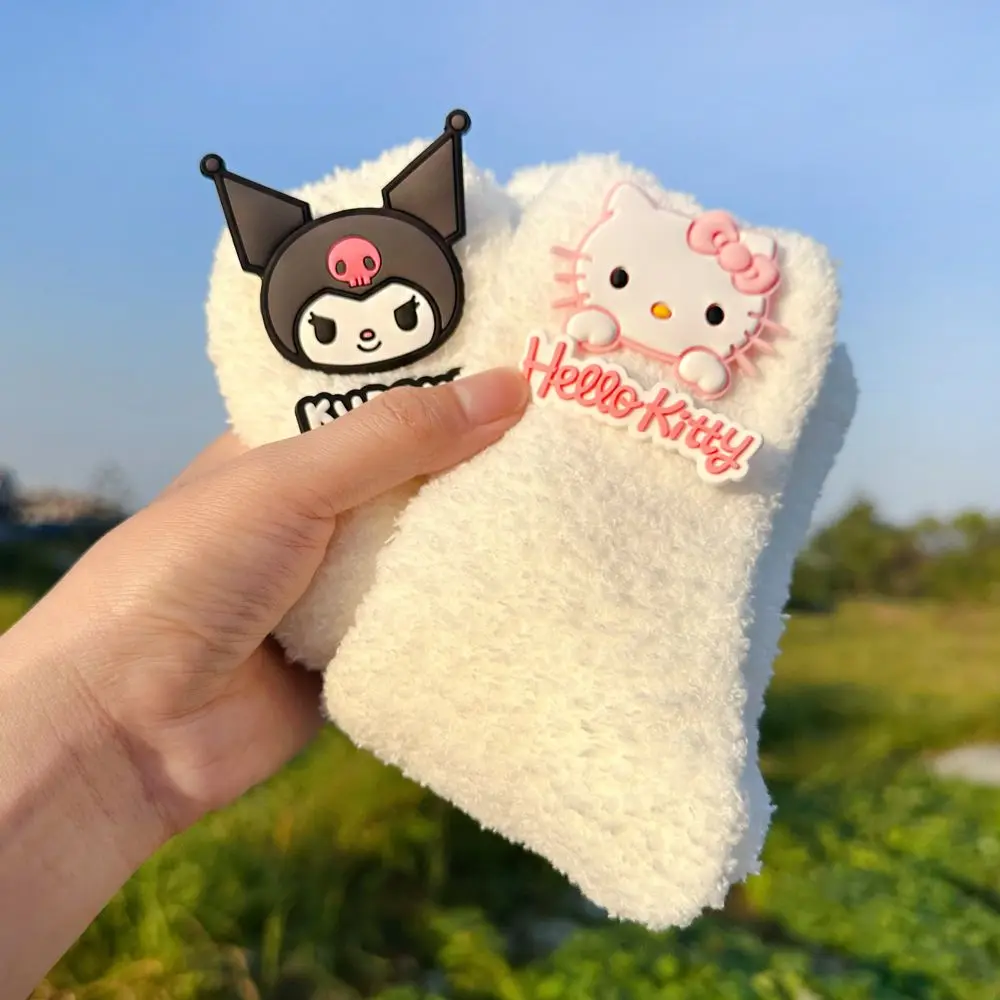 سانريو مرحبا كيتي المرجان الصوف الجوارب الدافئة للنساء الخريف الشتاء الأبيض Kuromi لطيف الكرتون النوم الجوارب المنزل جوارب يمكن السير بها على الأرض هدية #6