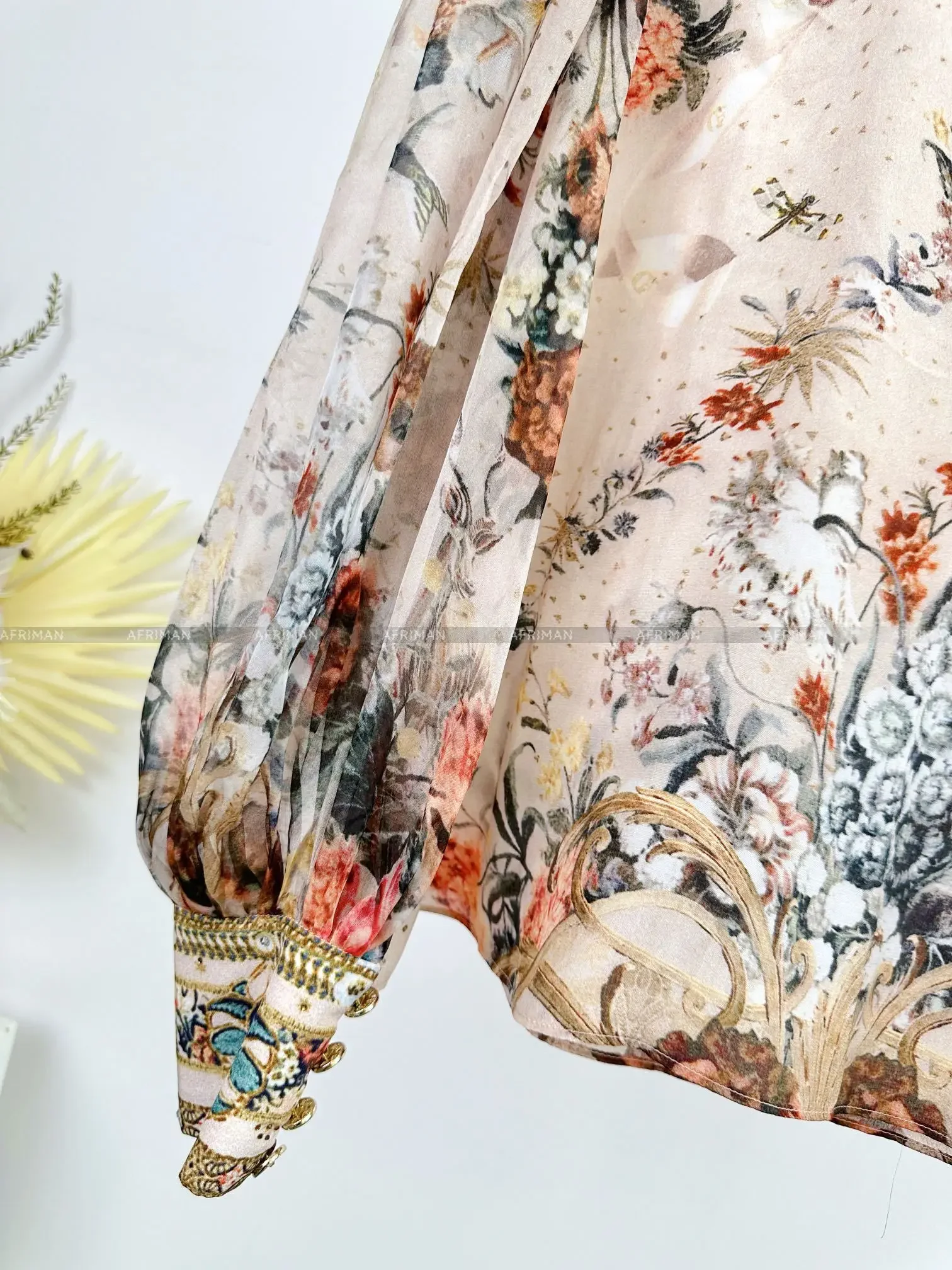 Camicetta da donna in seta 100% con stampa floreale retrò a maniche lunghe con perline pesanti e scollo a V