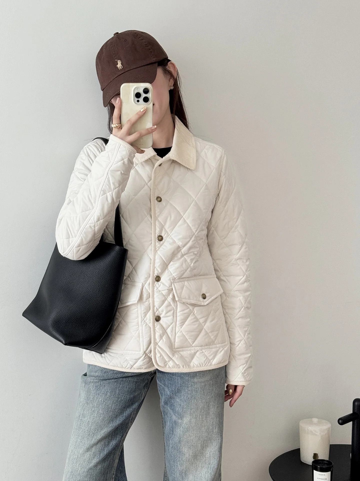 

Comfortable Retro Women's Cotton Jaet with Corduroy Collar And kets Diamond Pattern Autumn Winter Light Weight Coat