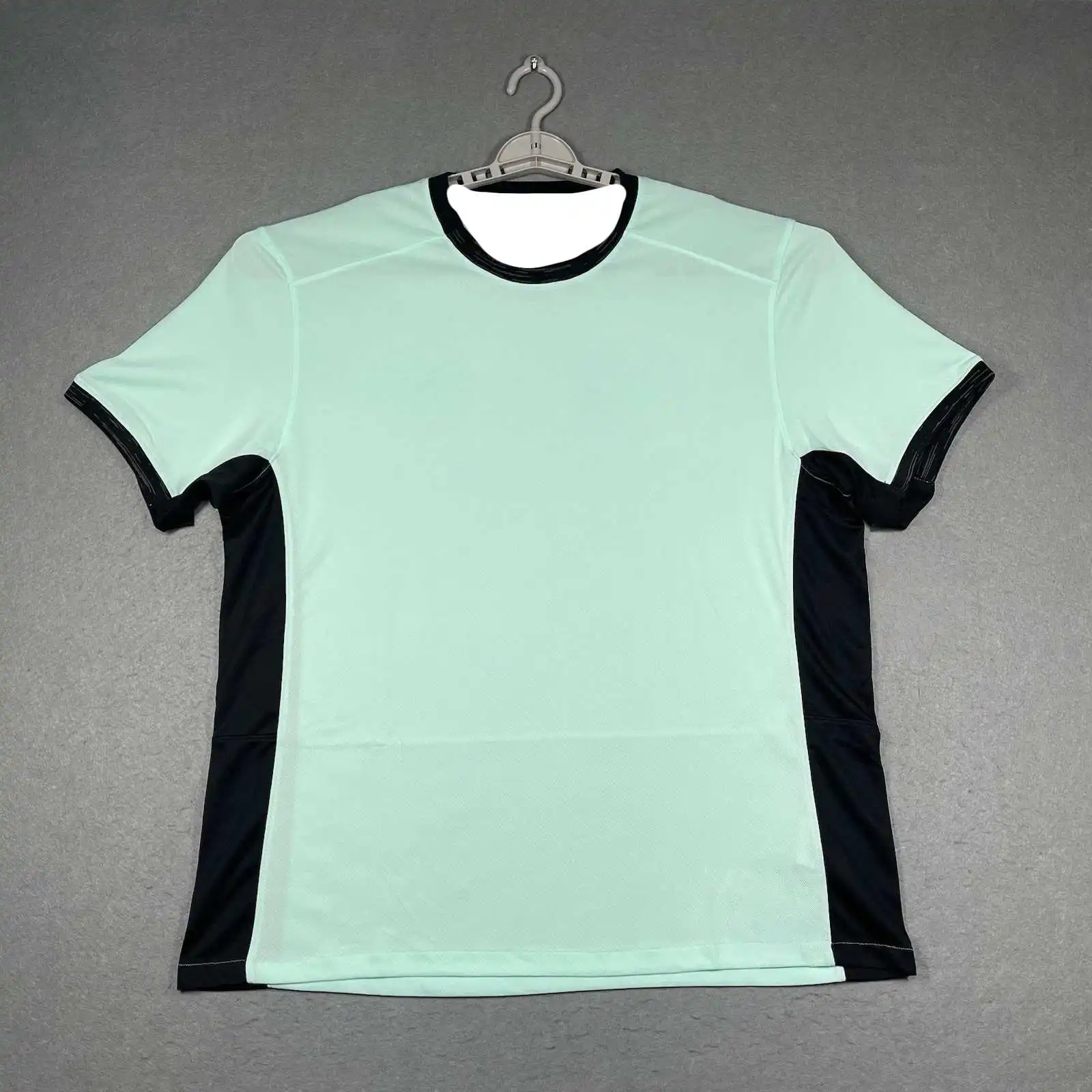 

Summer Loose, Breathable and Lightweight T-shirt, 3D-printed Polyester Fiber Sweatshirt, Suitable for Both Men and Women.