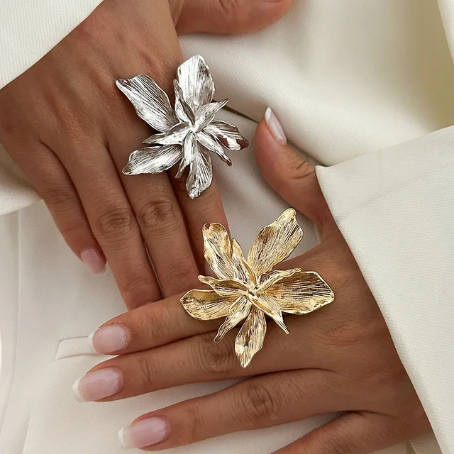 Bague Double couche à grande fleur pour femmes, Design de personnalité, tendance, Punk, fête, réglable, bijoux à la mode, cadeau 1