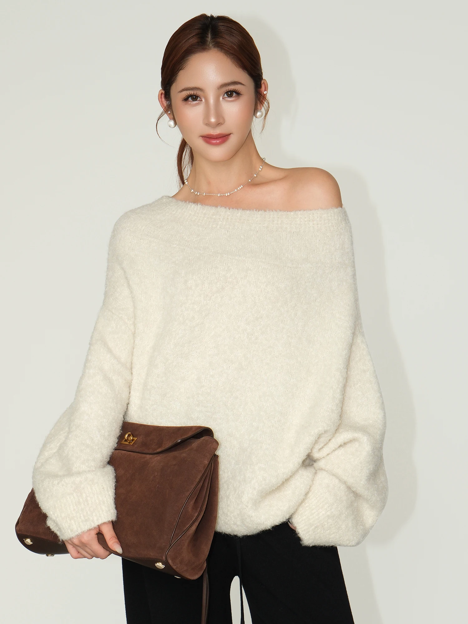 NEVA HU Muscle Texture Temperature Two-Way Wear Shoulder Bared Knitted Sweater Loose Fit Casual Style Polyester Fiber Long Sl...