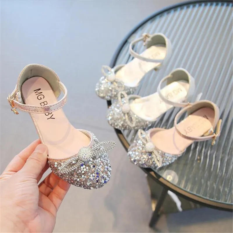 Girls Shoes New 2022 Spring Children Shoes Girl Sequin Princess Crystal Shoes Pointed Toe Summer Dance Sandals All Size 26-35