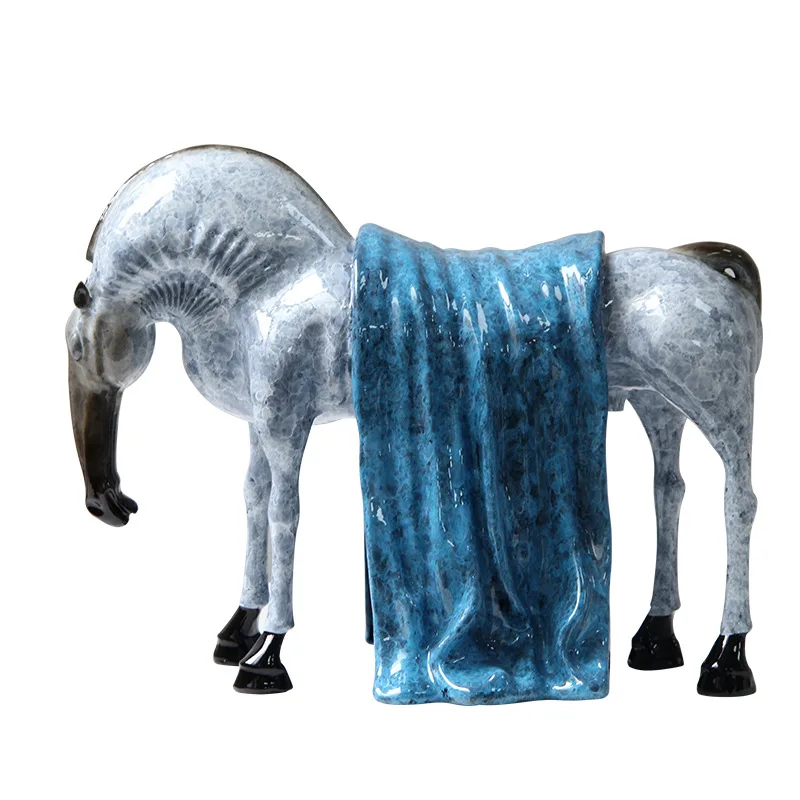 Modern simple new Chinese creative is a shawl horse ornament model room hotel entrance entrance study decoration