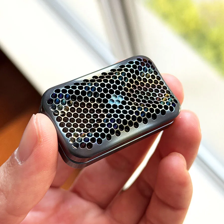 슬라이드조이EDCSkellyVerkk 티타늄 합금 베이크드 코랄 할로우 코랄 마그네틱 무제한 위치 핑거팁 푸시 카드 스트레스 해소 장난감