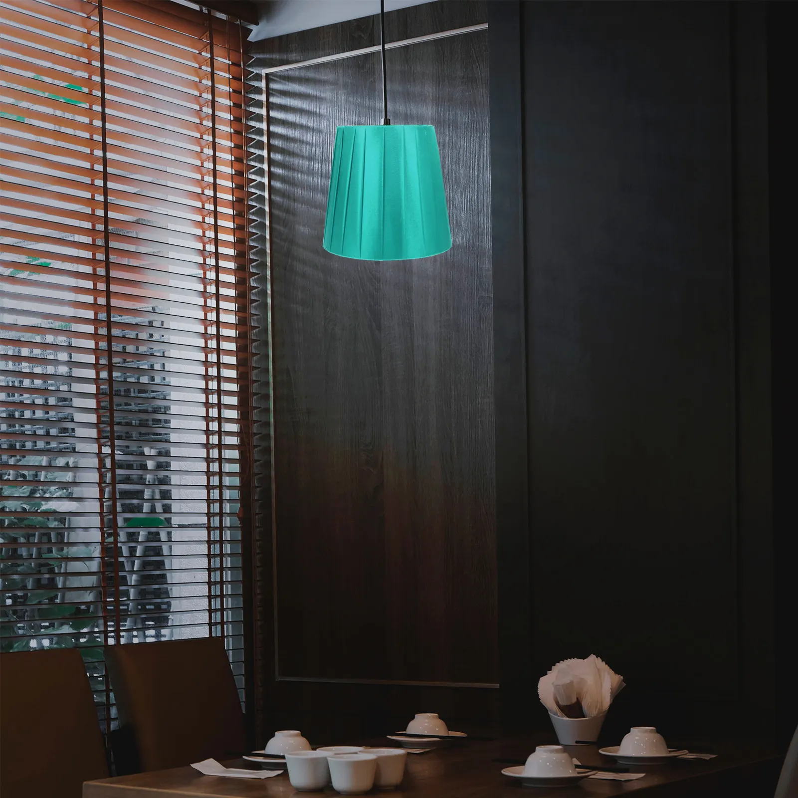 1Pcs Creative Cloth Lampshade Clip Bulb Type Lamp Cover Lightweight Compact for Living Room Bedroom Desk Decor Stylish Lamp