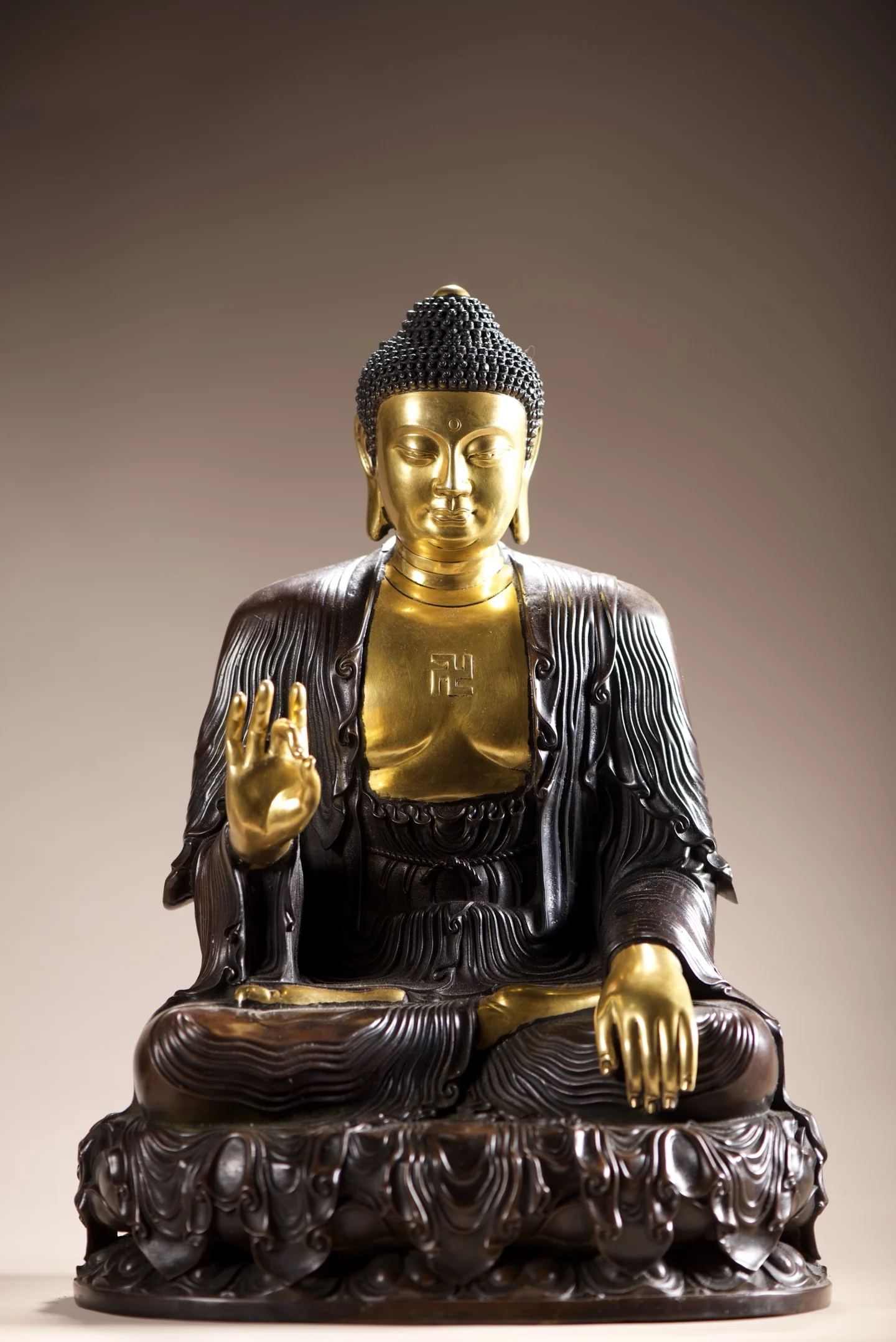 Old Bronze Gilded Cinnabar Amitabha High relief Da Ri Tathagata Buddha Shakyamuni Sitting Buddha Amitabha Buddha Wenfang screen