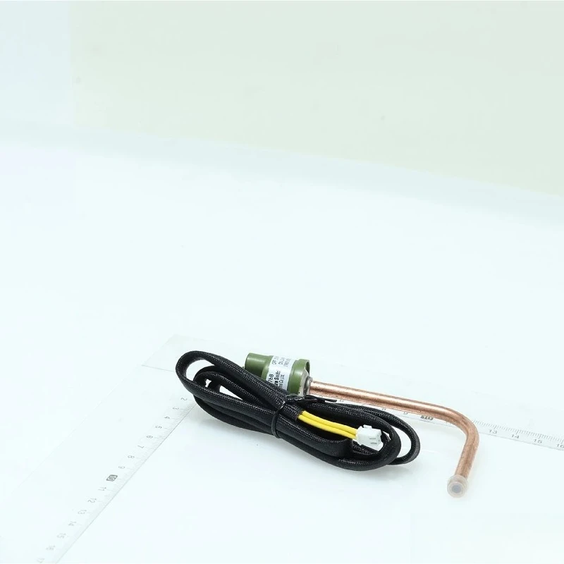 RoHS Compliant Pressure Controller YK-3.3/2.4MPa for Air Conditioning Components