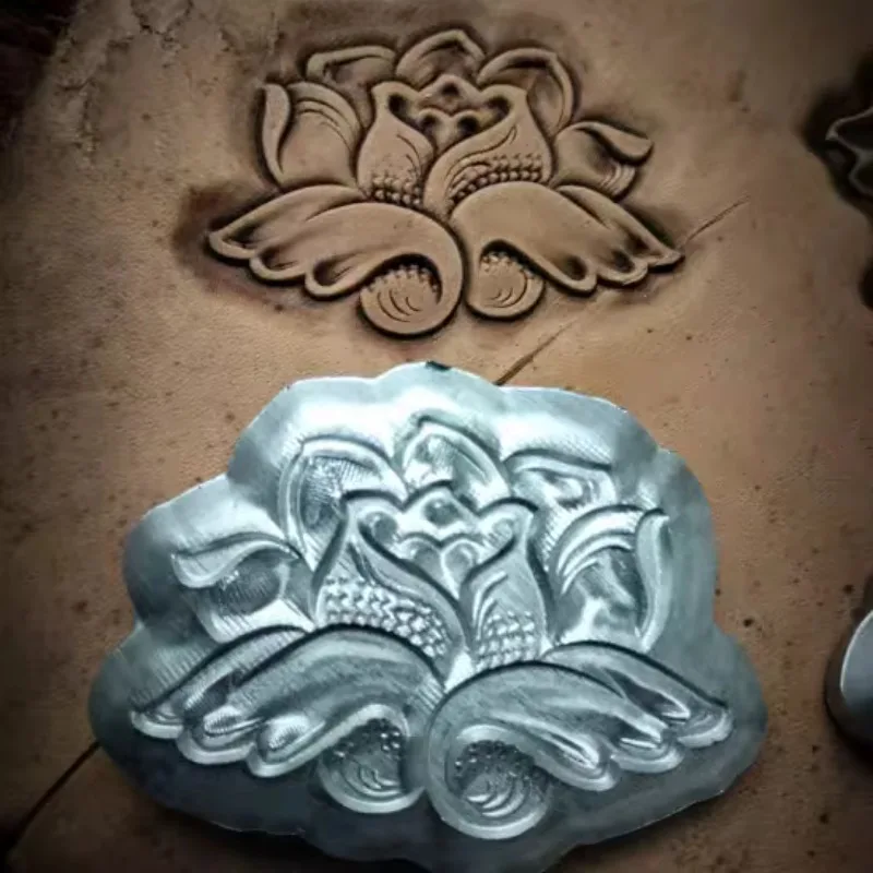 

3D Flower Leather Stamp Embossing Tool,Aluminum Alloy Carving Pressing Stamper Leather Craft Material ,DIY Leather Die