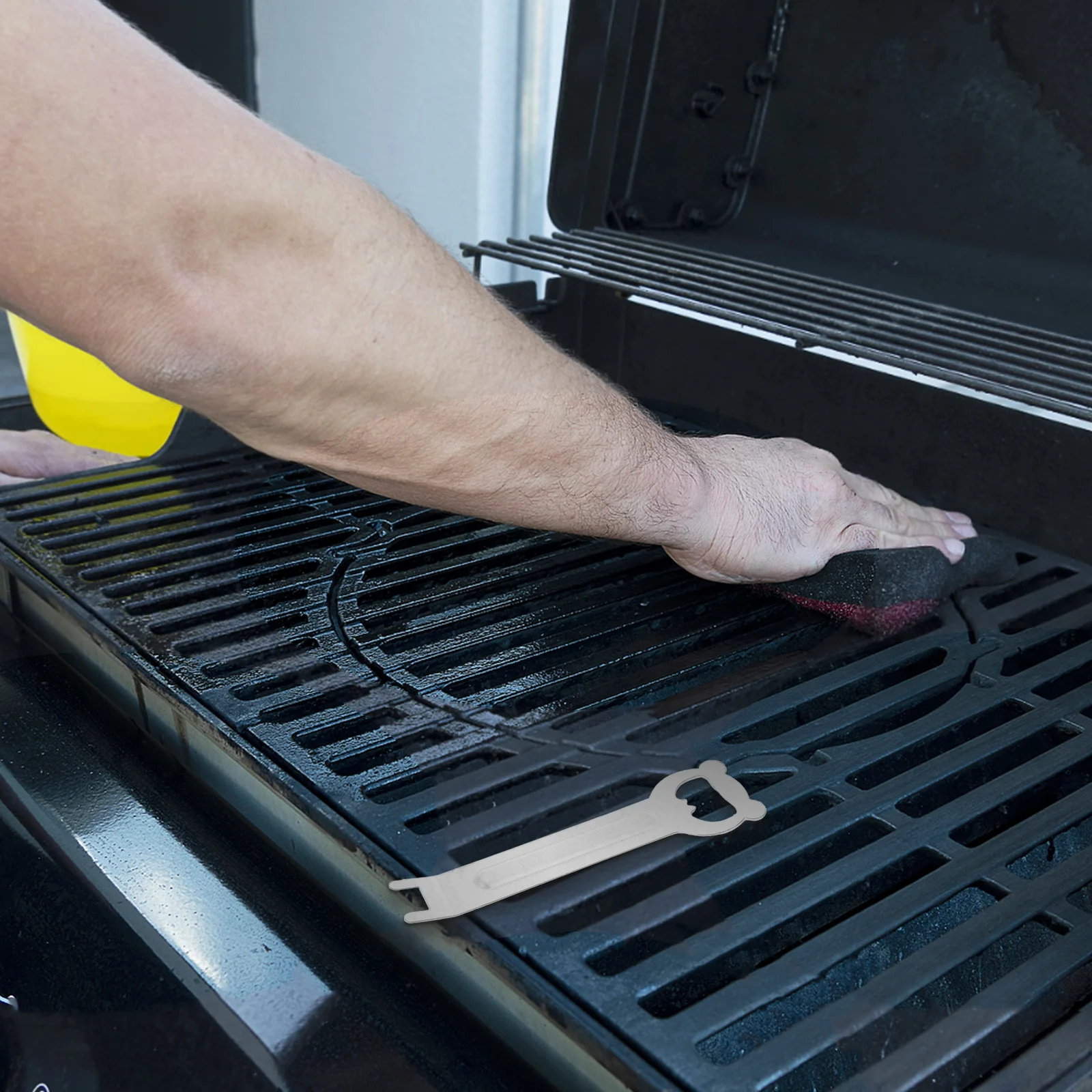 

4Pcs Barbecue Plate Holders Multi Functional Grill Lifters Bottle Openers Outdoor Cooking Camping Essential Bbq Grill