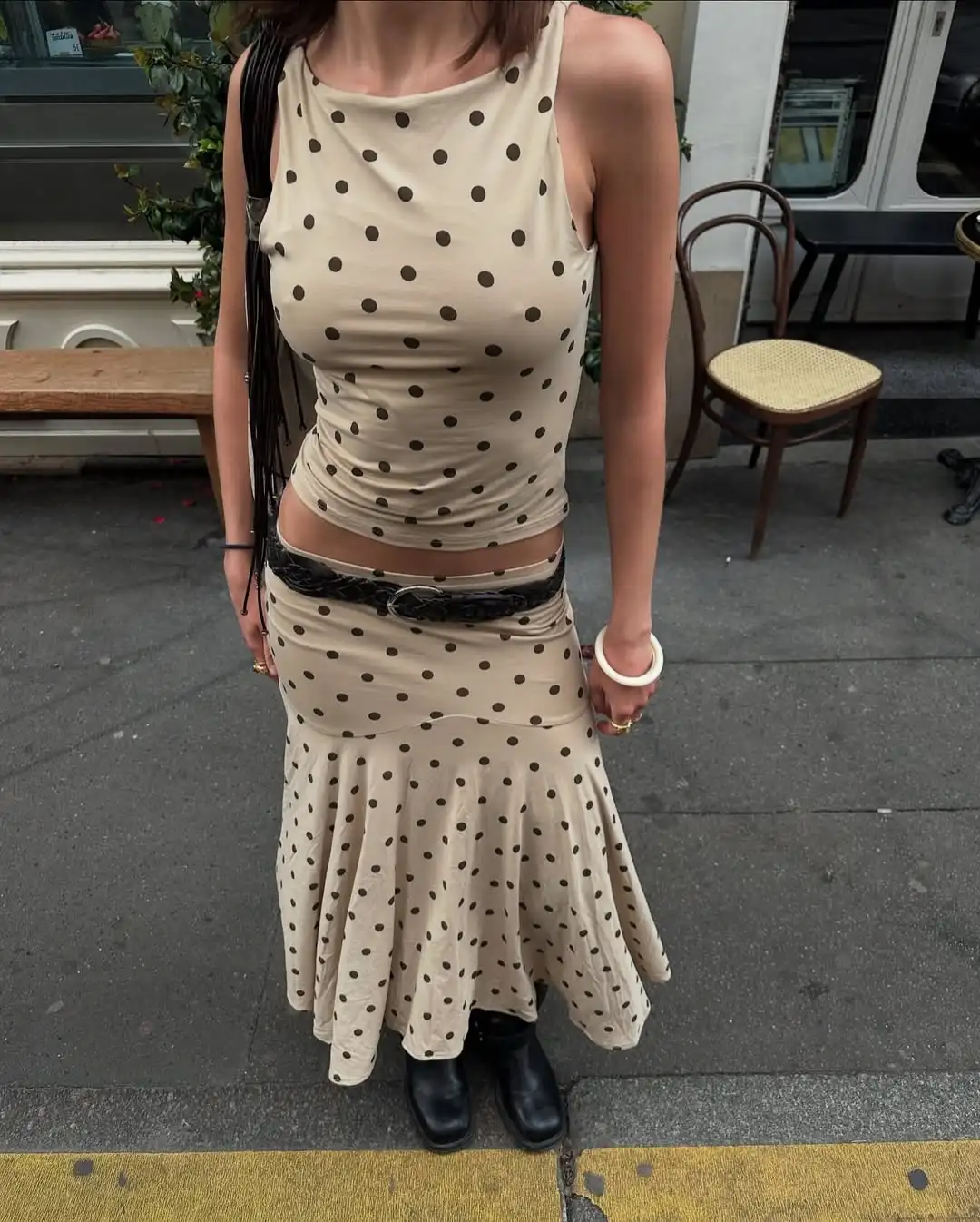 Neuer eleganter brauner und blauer gepunkteter Rock für Damen, asymmetrischer Chiffon-Midirock, Sommermode, Urlaub, lässiger Damenrock