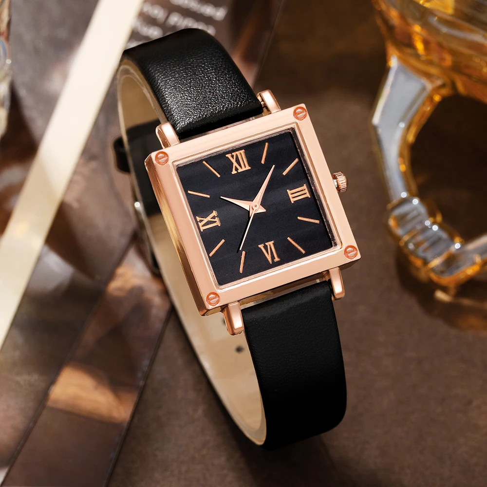 새로운 여성의 세련되고 분위기 있는 로맨틱 쿼츠 시계 + 세련되고 절묘한 입체 보석 세트 발렌타인