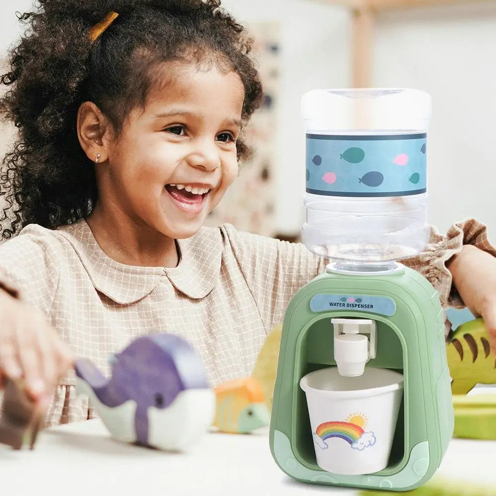 Zabawka kuchenna dla dorosłych dzieci Symulacja dystrybutora wody Mini dystrybutor wody Sok Mleko Fontanna do picia Zabawka