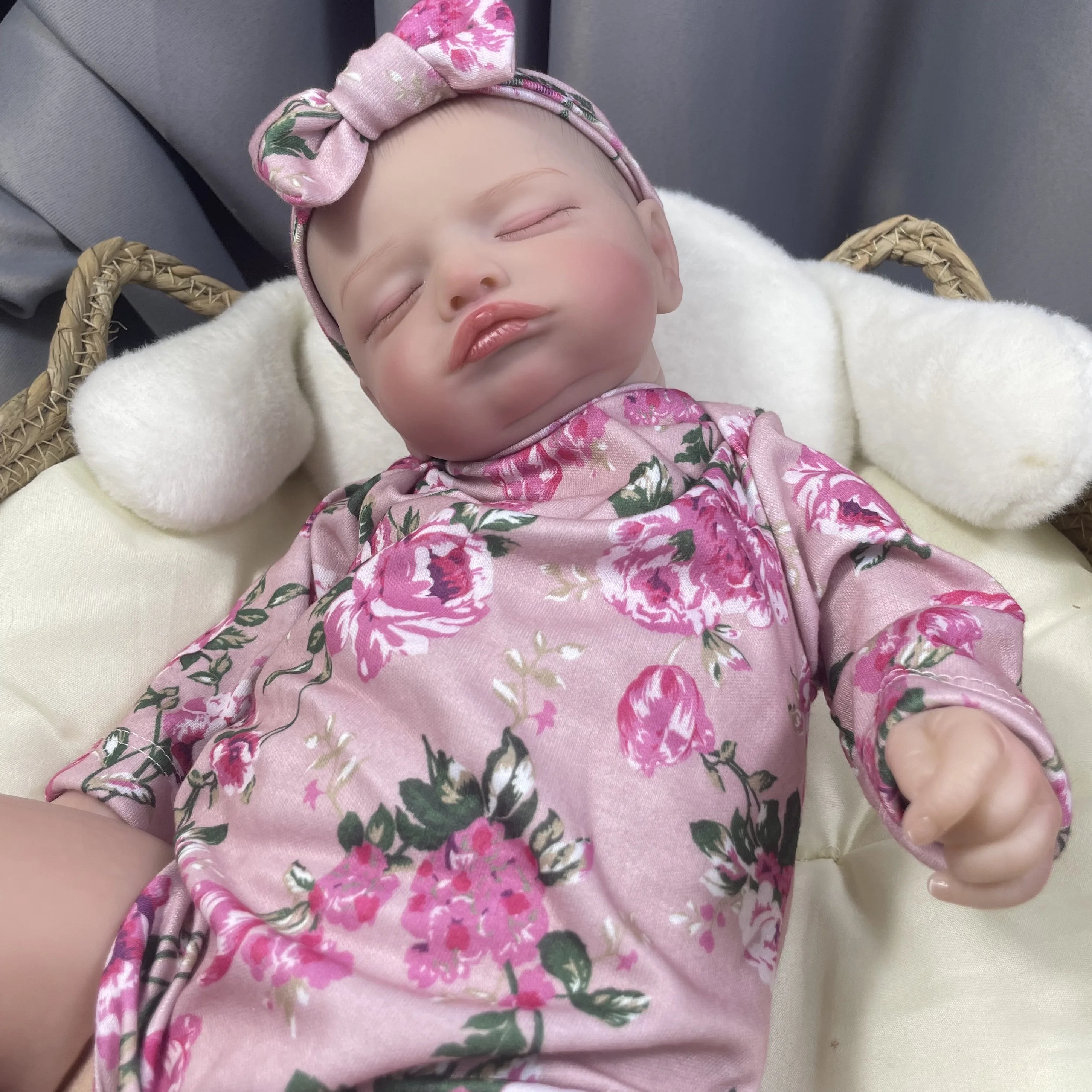 46CM mignon Rosalie Reborn dormir bébé poupée fille réaliste avec des cheveux peints à la main nouveau-né jouet cadeau pour les enfants