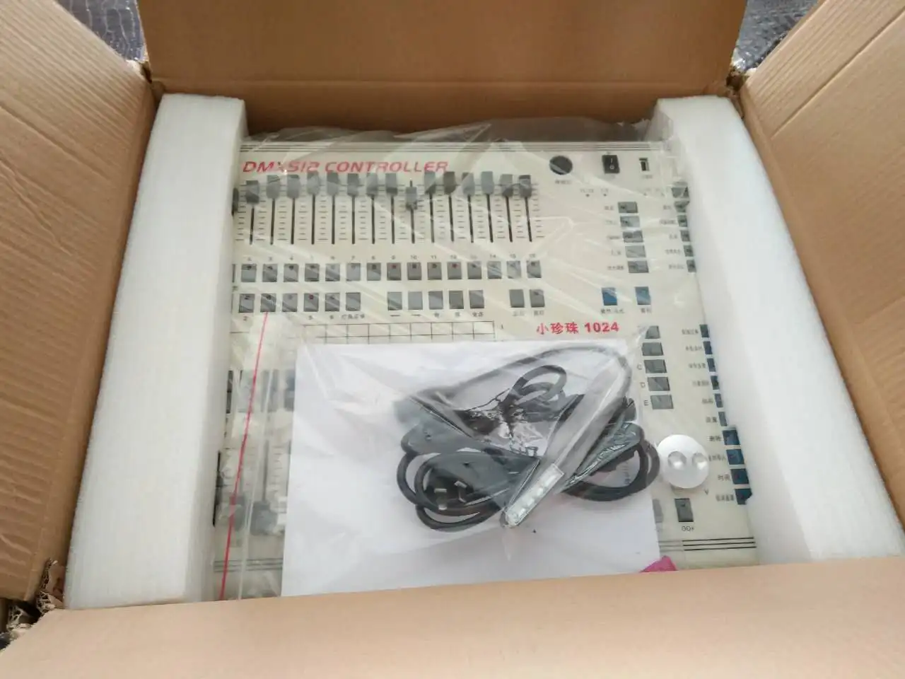 Mini Pearl 1024 Stage Light Controller 1024dmx Intelligent Lighting Controller with Moving Head Control