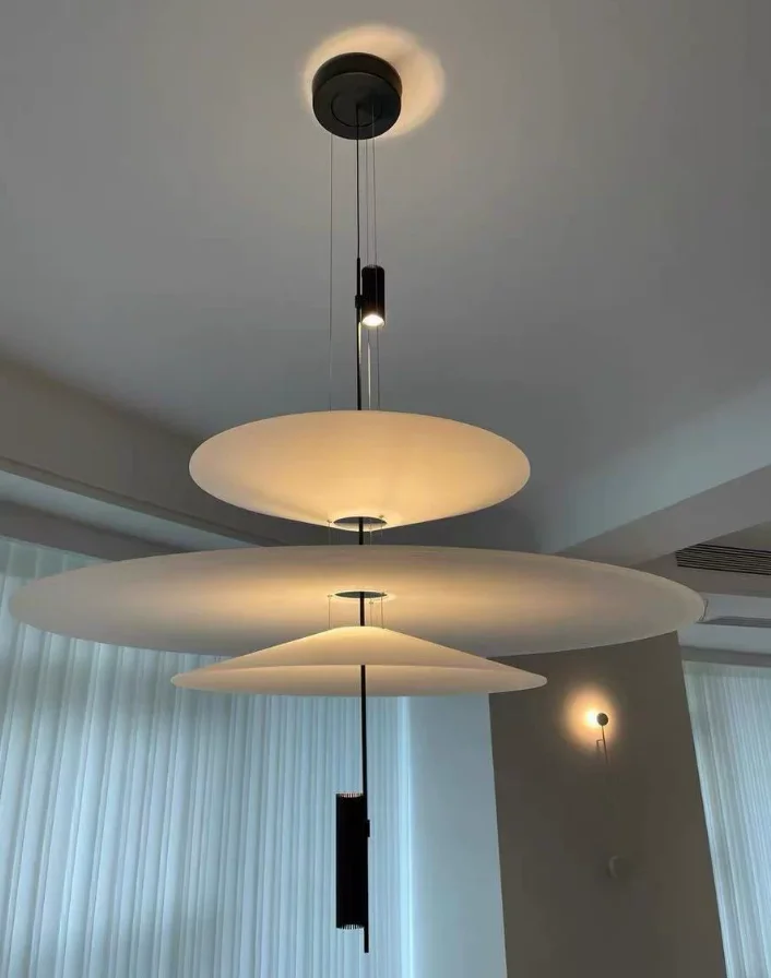 Italian Flamingo Chandelier Restaurant Designer Creative Bar Counter UFO Chandelier Artistic Decorative Lighting Fixtures
