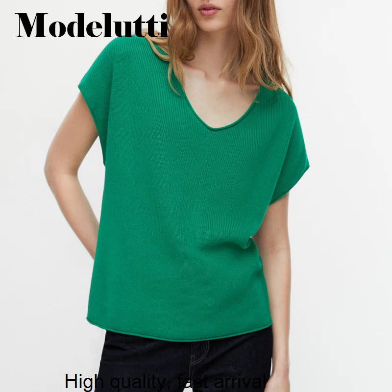 

Spring 2023 New Summer Fashion Short Sleeve V-neck Knitted Sweater Casual Women Wild Solid Color Simple Tops Female