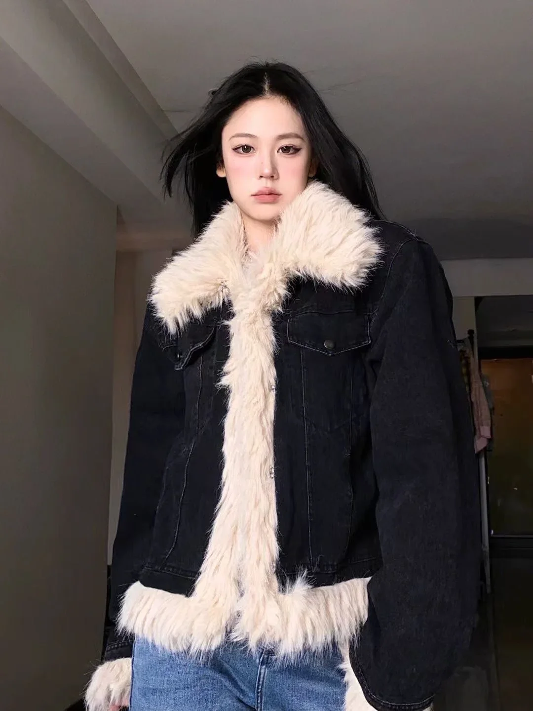 Denim Splicing Retro Fur Jacket For Women's Winter New Imitation Fox Fur Collar Thickened Short Fur Cotton-padded Coat For Women
