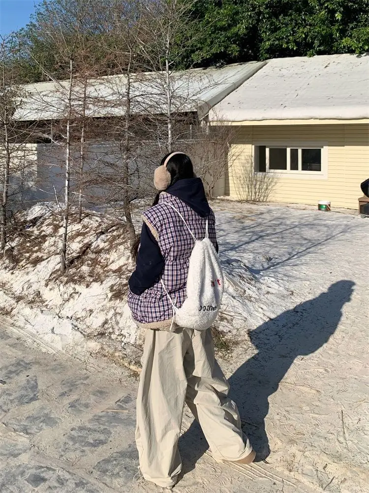 

Vests Waistcoats Thick Womens Sports Autumn Lambswool Relaxed Draped Silhouette Vintage Varsity Flair College Classroom Outdoors