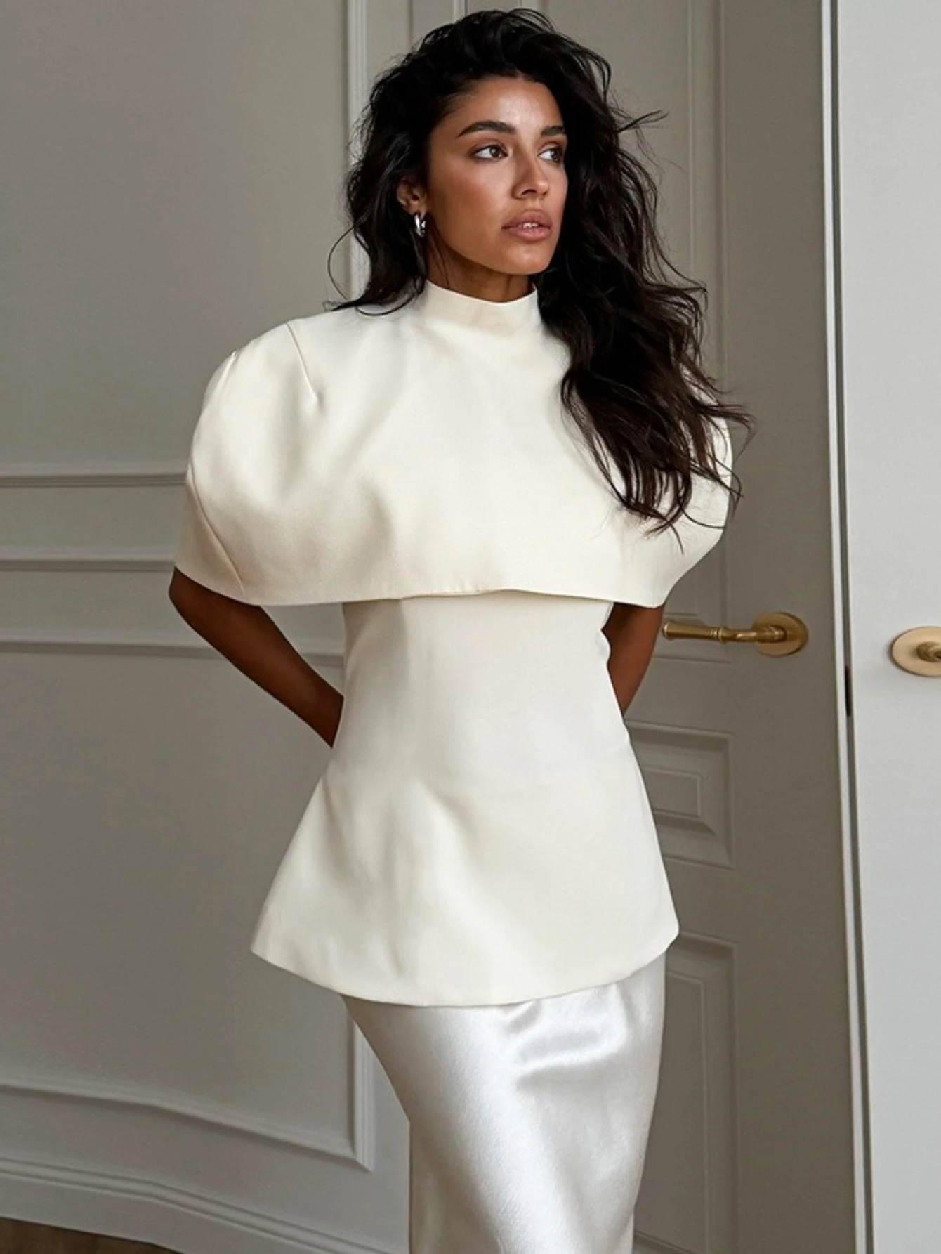 Elegant 2 Piece Cape Top Set Women Short Sleeve Cape Overlay Top Sleeveless Tank Top Going Out Outfits Party Sim White Blouse