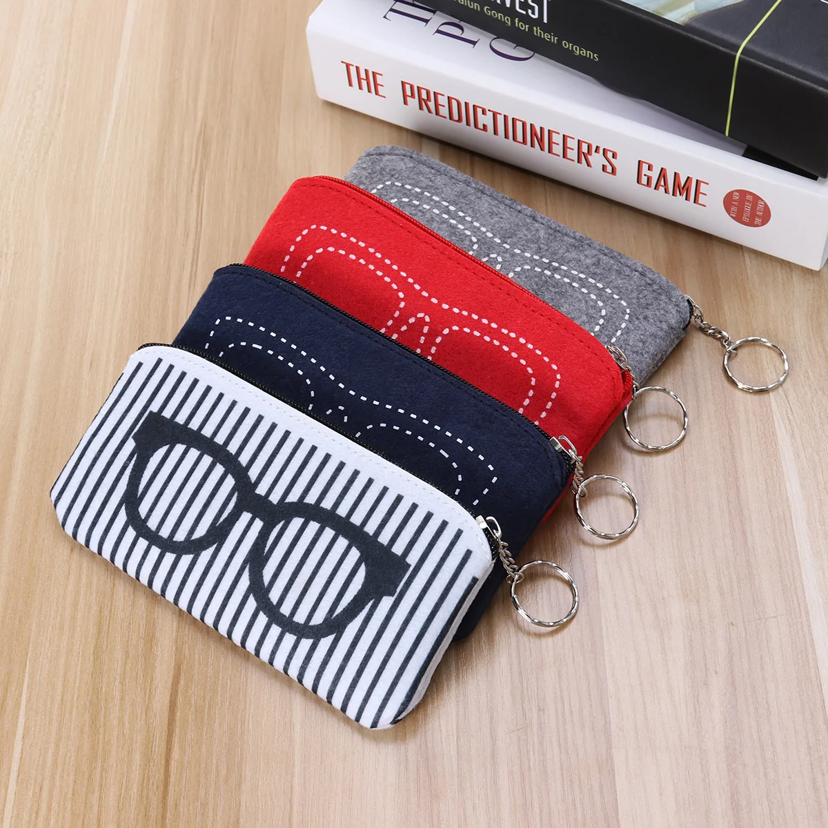 

1pc Eyeglasses Case Sunglasses Pouch Small Glasses Storage Bag Compact Lightweight Durable Scratch Resistant for Men