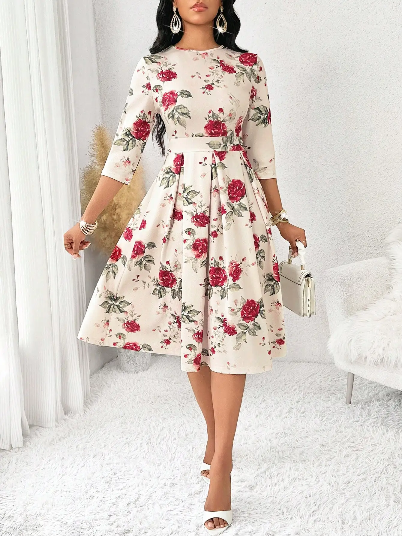 Elegante bloemenjurk met A-lijn en riem voor lente, zomer, kantoor of feest